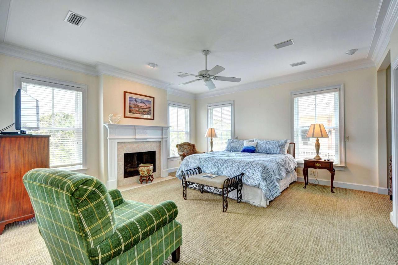 2225 Bruce Drive By Hodnett Cooper Villa St. Simons Island Exterior photo